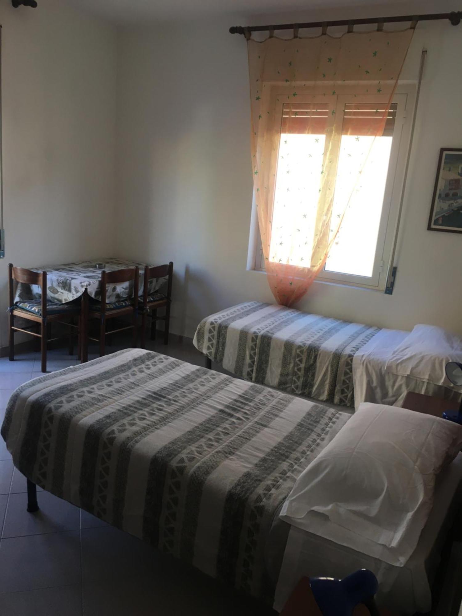 Appartamento Miramare, 2 Camere, Cucina, Bagno, Vintimille Extérieur photo