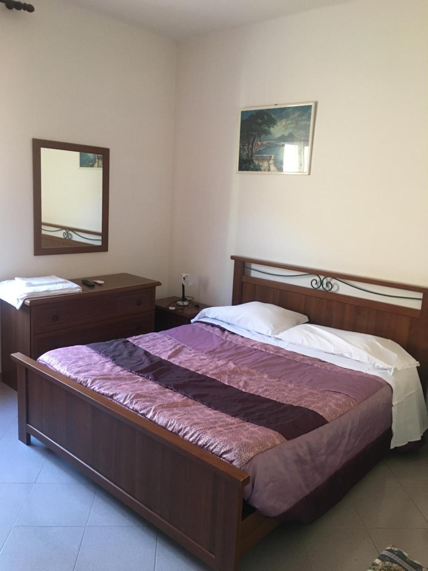 Appartamento Miramare, 2 Camere, Cucina, Bagno, Vintimille Extérieur photo